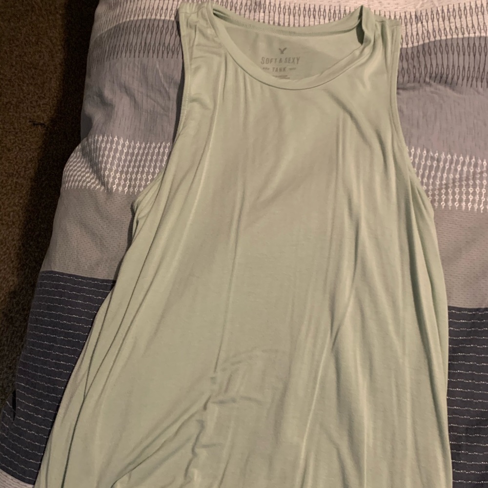 Super soft flowy tank